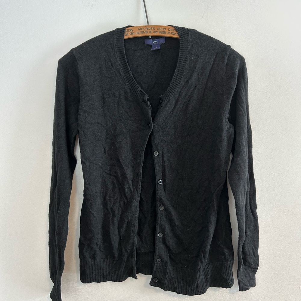 GAP medium black Button-Up cardigan Sweater